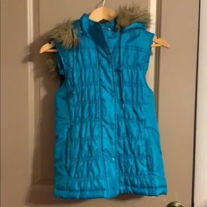 Turquoise puffy vest size L